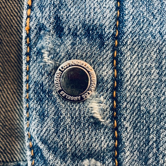 HUDSON Womens Denim Jean Jacket Button front Distressed Frayed New Pockets XS - Picture 7 of 9